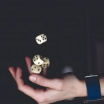 Философские размышления о случайности и выборе в современном мире